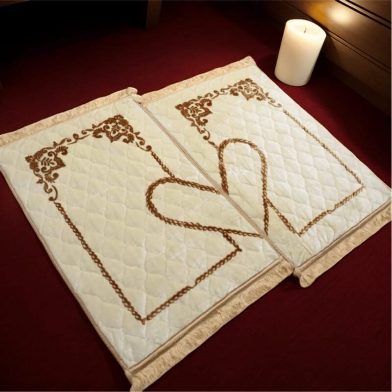 Couple Prayer Mate